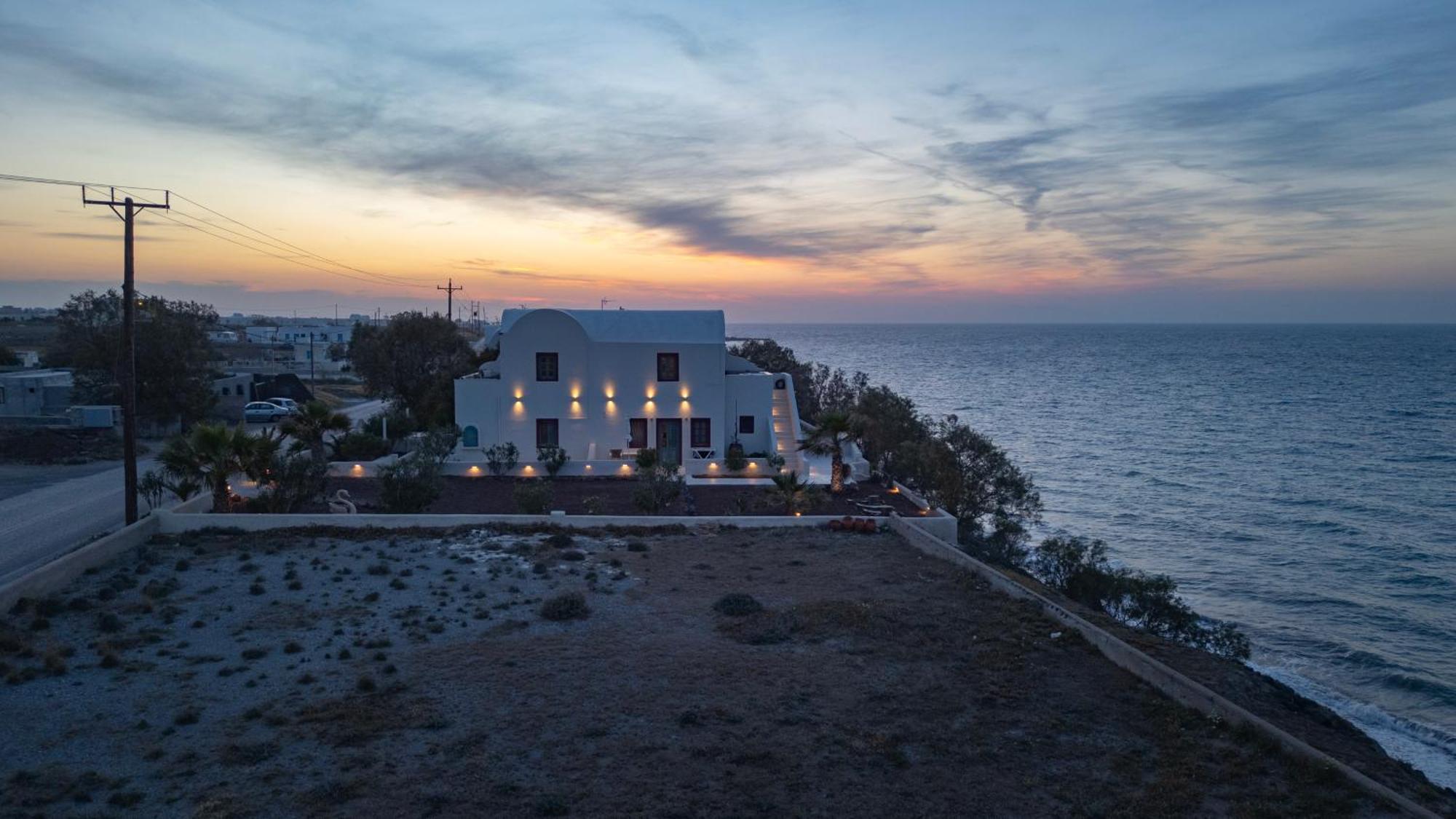 Michelangelo Beach Villa Oía Exterior foto